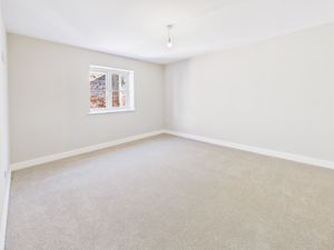 Bedroom- click for photo gallery